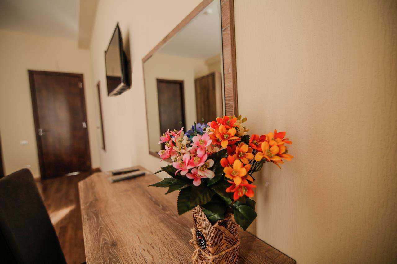 Hills Hotel Тбілісі Екстер'єр фото