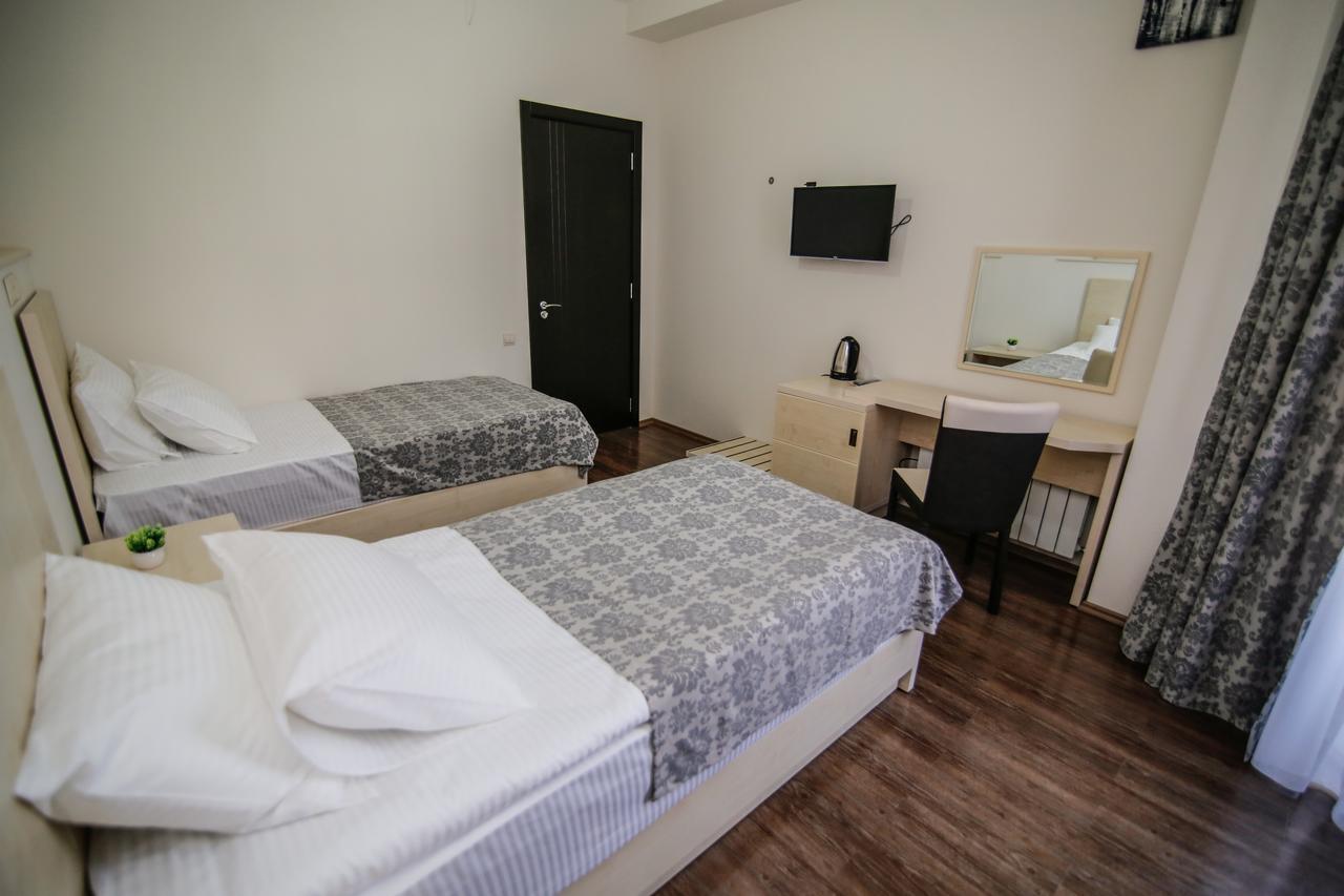 Hills Hotel Тбілісі Екстер'єр фото